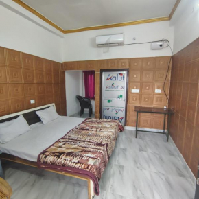 Govind Niwas Guest House